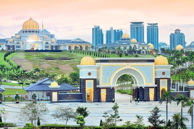 Kuala Lumpur Half-Day Private City Tour with Tour Guide - Exploring Kuala Lumpur: A Practical Guide to the Half-Day Private City Tour