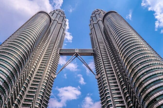 Kuala Lumpur Malacca River Cruise and Historical Tour with Lunch - Scenic River Cruise & Kampung Morten