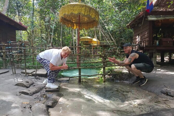 Kulen National Park Ticket -Waterfall & 1000 Lingas - In-Depth Look at the Phnom Kulen Experience