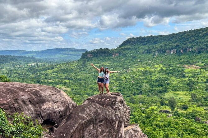 Kulen Waterfall & 1000 Lingas Join-in Tour with Tour Guided - Exploring Phnom Kulen: A Deep Dive into the Day