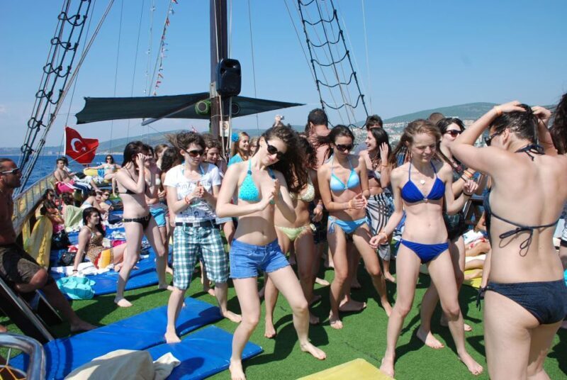 Kusadasi Full-Day Boat Trip & BBQ - Who Is This Tour Perfect For?