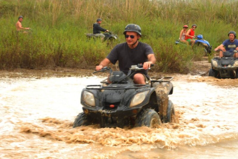 Kusadasi Quad Safari - The Group Dynamic: Large but Managed