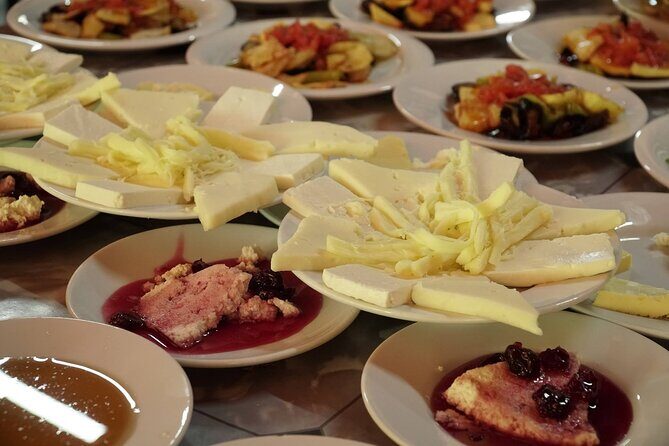 Kusadasi Selcuk Ephesus Gourmet and Street Food Tour - Who Should Book This Tour?