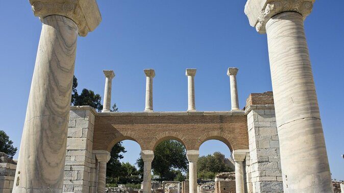 Kusadasi Shore Excursion: Private Tour to Ephesus including Basilica of St John and Temple of Artemis - Key Points