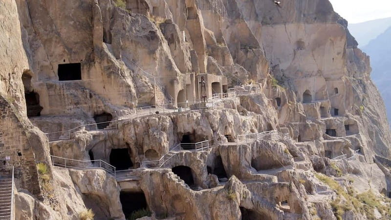 Kutaisi: Borjomi, Rabati Castle and Vardzia Private Day Tour - Exploring the Depths of Georgia in One Day