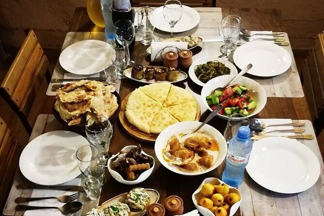 KUTAISI Family Feast: Experience Georgian Hospitality - Who Would Enjoy This Experience Most?
