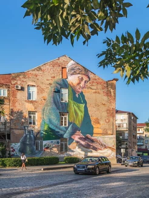 Kutaisi: Historic Walking Tour with Guide, 3 Hours - Key Points