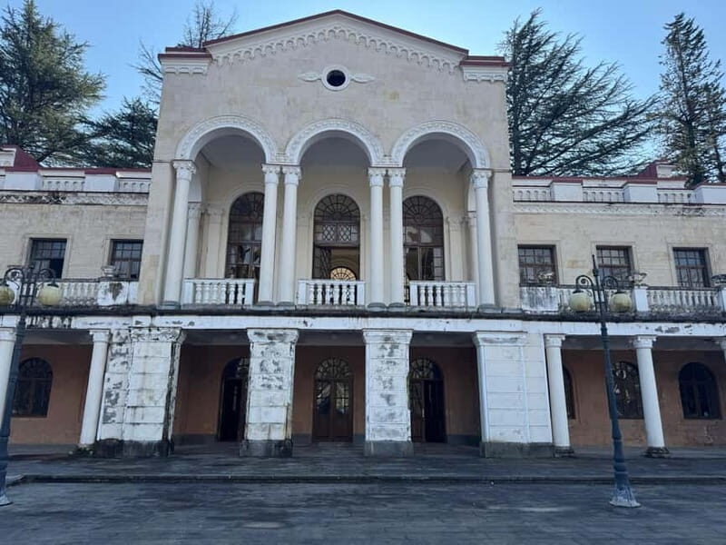 Kutaisi: Tskaltubo Town and Tetra Caves with Wine Tasting - Key Points