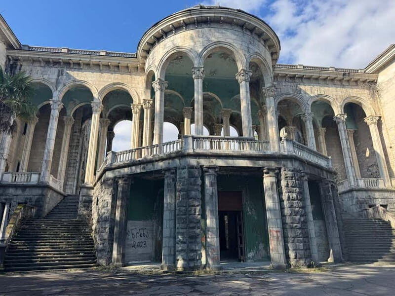 Kutaisi: Tskaltubo Town and Tetra Caves with Wine Tasting - Exploring Georgia: An In-Depth Look at the Tour