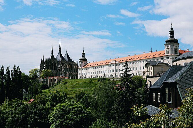 Kutna Hora Private day trip from Prague with lunch, admission and local treat - FAQ