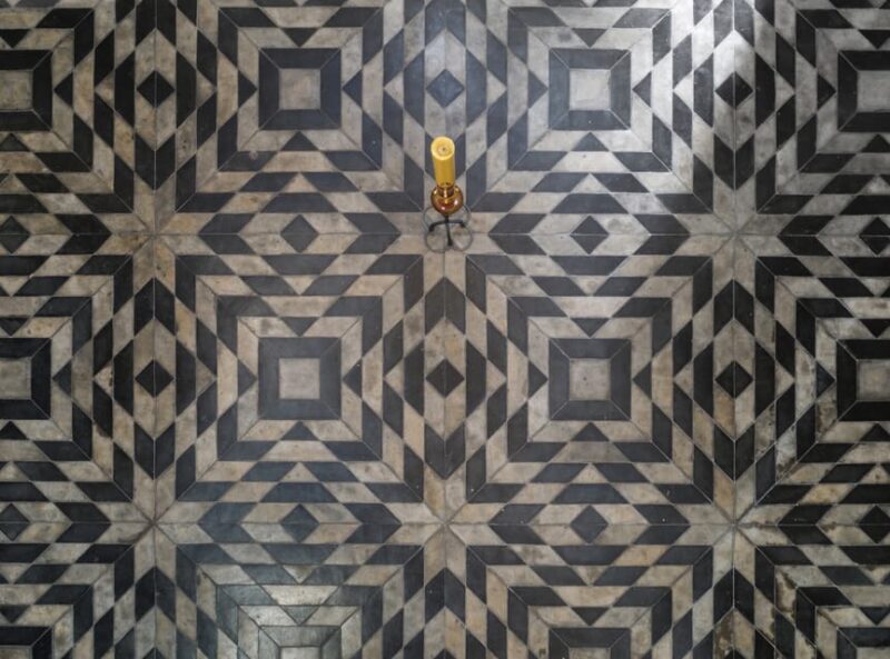 Kutná Hora: Sedlec Ossuary Skip-the-Line Ticket & Audioguide - Who Is This Tour For?