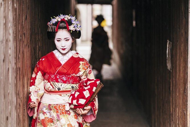 Kyoto Evening Gion Food Tour Including Kaiseki Dinner - Authenticity and Insights from Reviewers