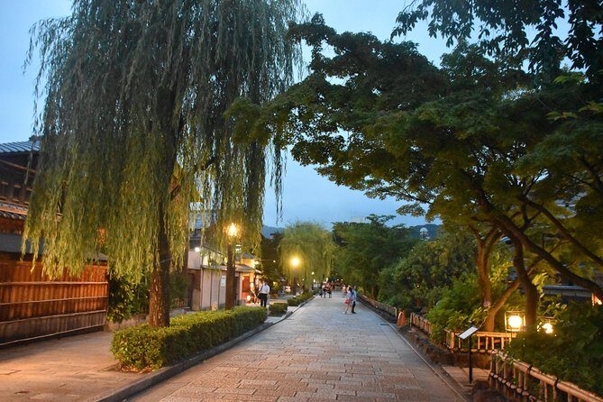 Kyotos Exclusive Private Gourmet Night with Local - Frequently Asked Questions