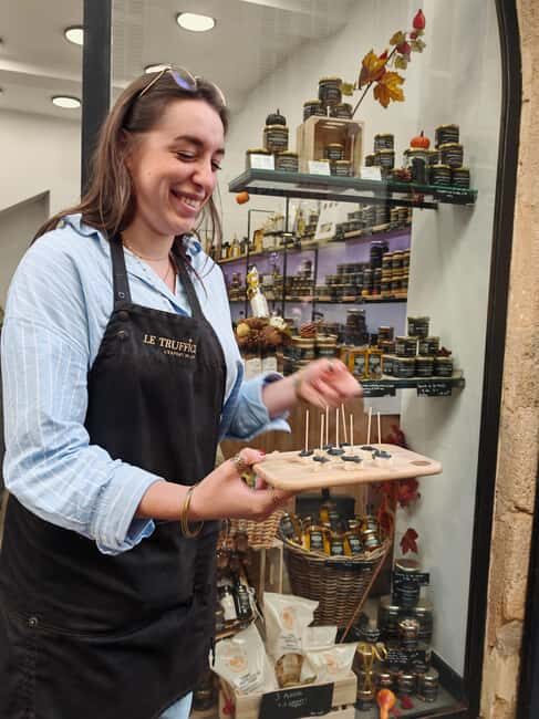 La Balade Gourmande - Explore Aix-en-Provence by night with Thomas - Key Points