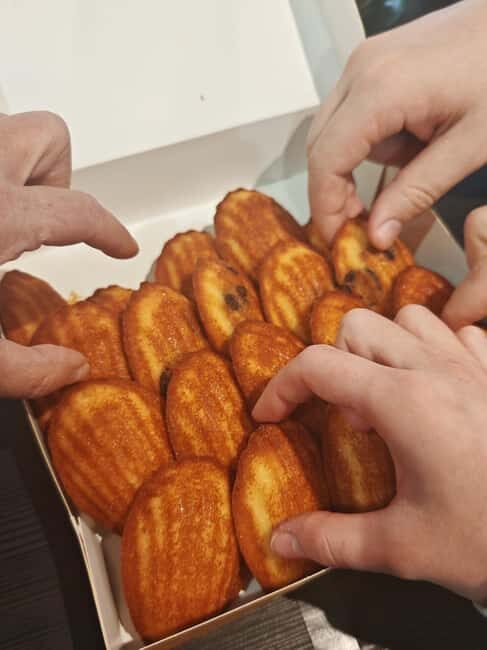 La Balade Gourmande - Explore Aix-en-Provence in the morning with Thomas - Authenticity and Value