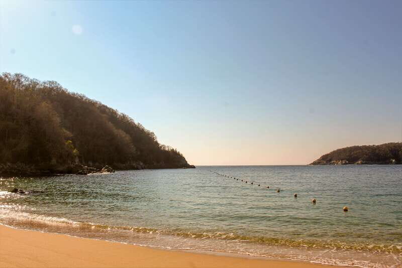 La Crucecita: Hiking and Snorkling/ Drinks and Fruits - The Sum Up