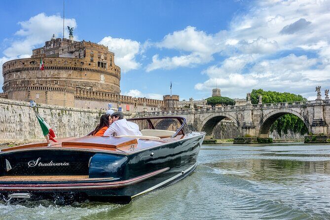 La Dolce Vita: Private Luxury Boat Ride in the Eternal City - Practical Details and Considerations