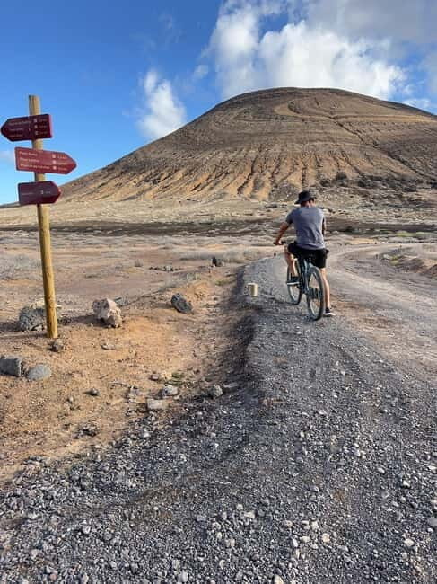 La Graciosa: Rent your ELECTRIC BIKE and explore the island at your own pace. - FAQ