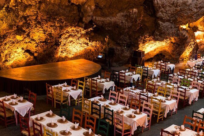 La Gruta Cave Restaurant.Teotihuacan Pyramids Walking Experience - An In-Depth Look at the Tour