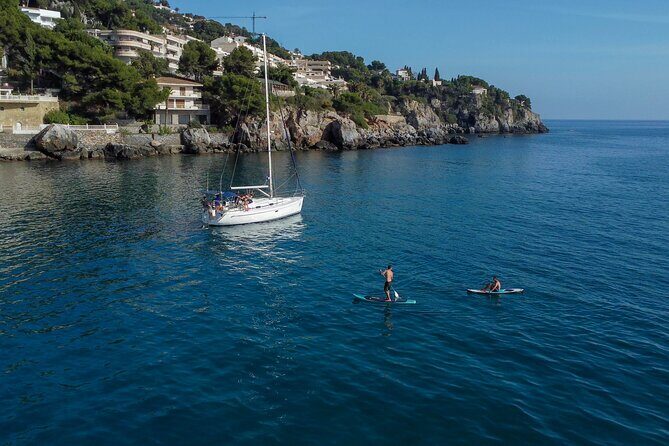 La Herradura: Sailboat with a view of dolphins-Shared - The Crew and Guide