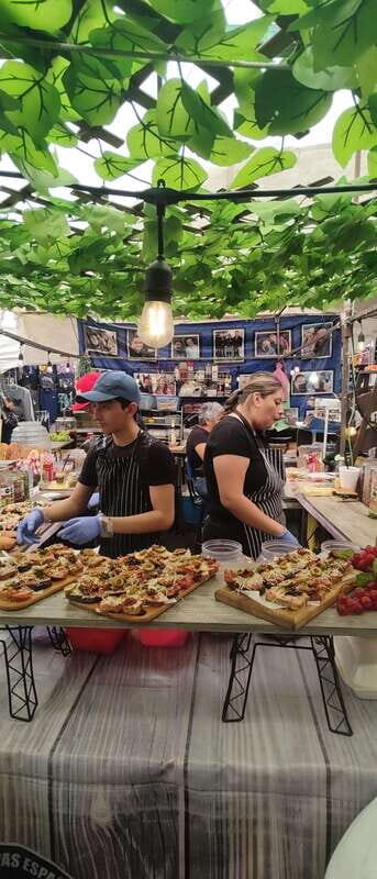 La Lagunilla's Antique Bazaar - Key Points