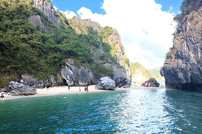 La Paci Cruise 3 Days 2 Nights From Hanoi - FAQs