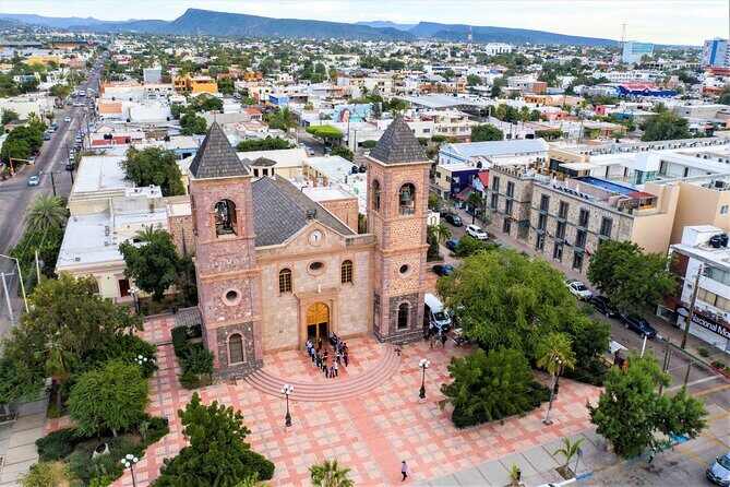 La Paz, Balandra beach and Todos Santos Tour - An Honest Breakdown of the Tour Experience