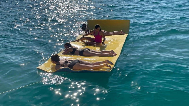 La Paz: Espiritu Santo Island and Balandra Bay Day Cruise - FAQ