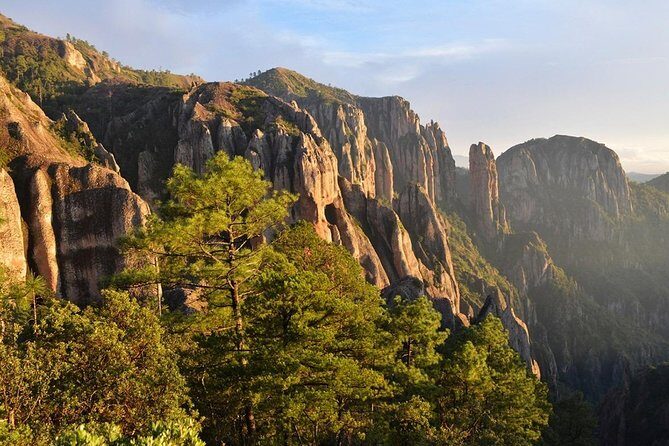 La Pirámide Park // WALK AND DISCOVER THE PARK - Key Points