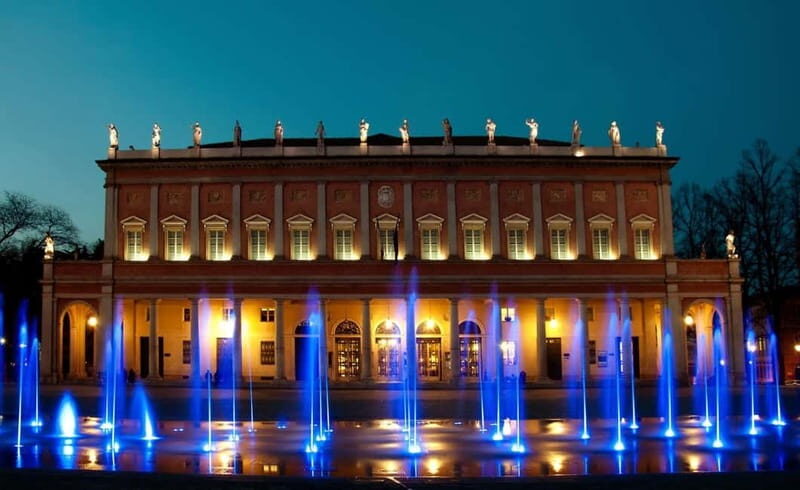 La Reggio Noire: a tour of the crime stories of the past by Night. - Exploring the Dark Side of Reggio Emilia: What to Expect