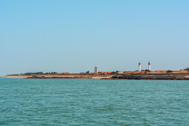 La Rochelle: Boat trip to Fort Boyard (2h00) - FAQ