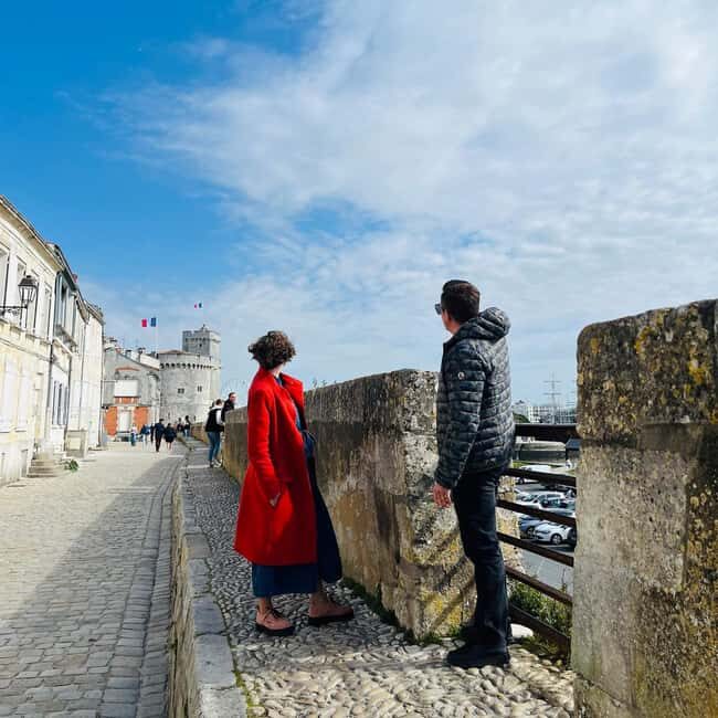 La Rochelle: walking tour with a local guide - Key Points