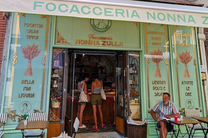 La Spezia-MusikWalk - 3 h City-Walk with Italian Inspired Music - Stop 1: Porto Mirabello
