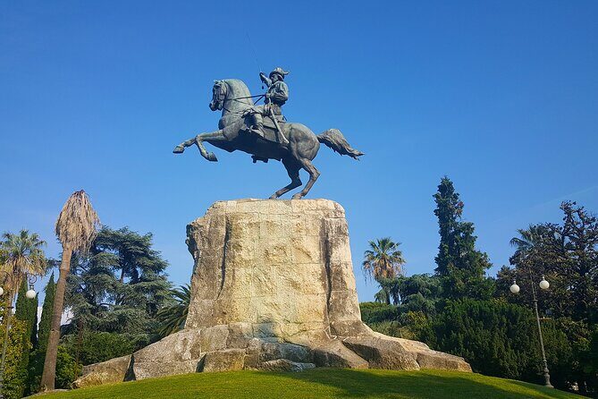 La Spezia-MusikWalk - 3 h City-Walk with Italian Inspired Music - Stop 2: Monumento a Garibaldi