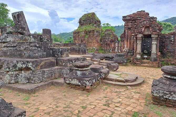 Lady Buddha, Monkey mountain-Marble Mountain-Hoi An ancient town - FAQ
