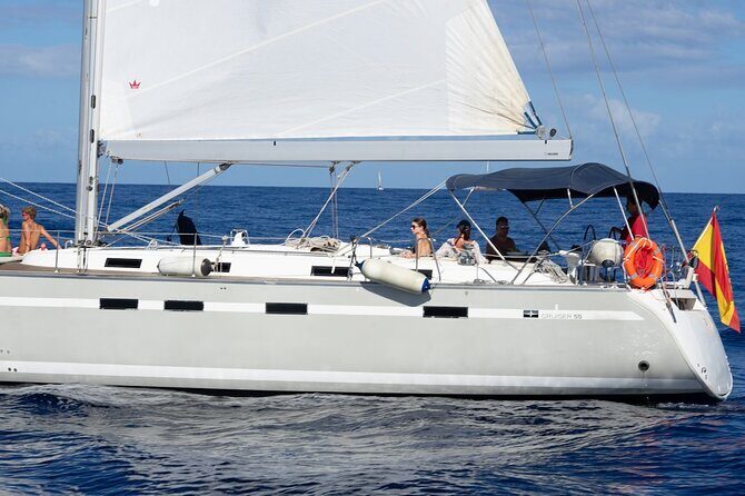 Lady Sunshine Luxury Boat Private Tour, 2, 4 or 8 hours - Key Points