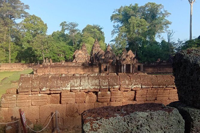 Lady Temple, Grand circuit, Sunset at the Bakeng Mountain - An In-Depth Look at the Siem Reap Tour Experience