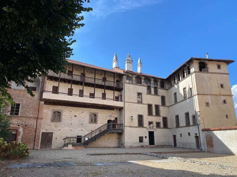 Lagnasco: Castles of the Marchesi Tapparelli D'Azeglio - Key Points