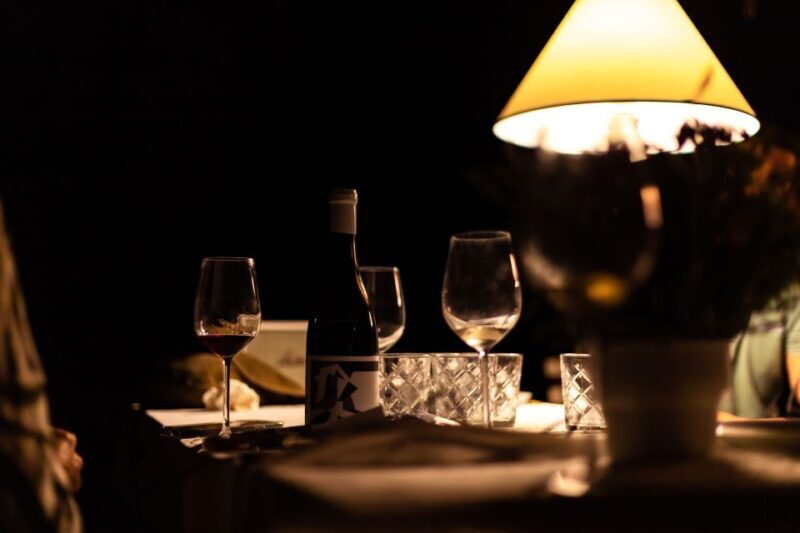 Lagoa: 2.5-Hour Vineyard Dinner with Winetasting - Atmosphere and Views: A Perfect Setting for an Evening Out