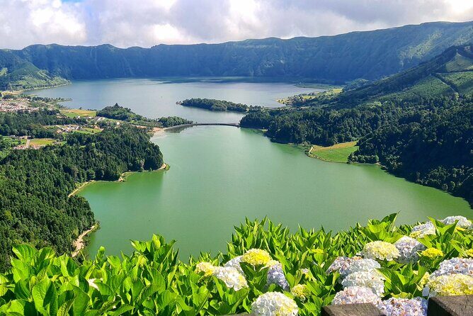 Lagoa do Fogo and Sete Cidades Private Full Day Tour - Tips for Making the Most of This Tour