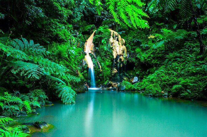 Lagoa do Fogo Volcano and Caldeira Velha Hot Springs - Is This Tour Right for You?