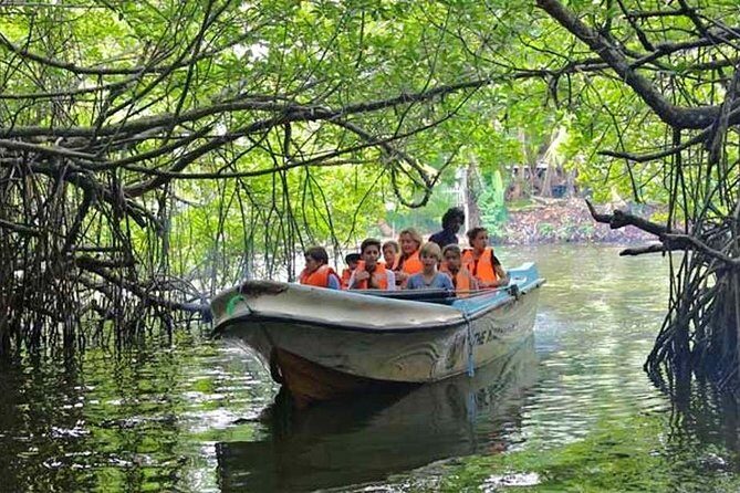 Lagoon Escapes Negombo Day Trip - FAQ