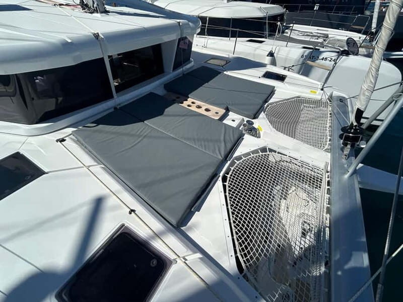 Lagos: Cliffs and Secret Caves in a Cervetti 44 Sail - Practical Tips and Considerations