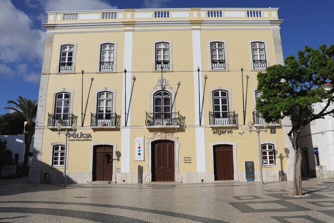 Lagos Scavenger Hunt and Sights Private Self-Guided Tour - Frequently Asked Questions