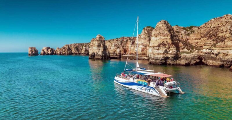 Lagos to Burgau: Algarve Catamaran Cruise with Lunch - FAQ