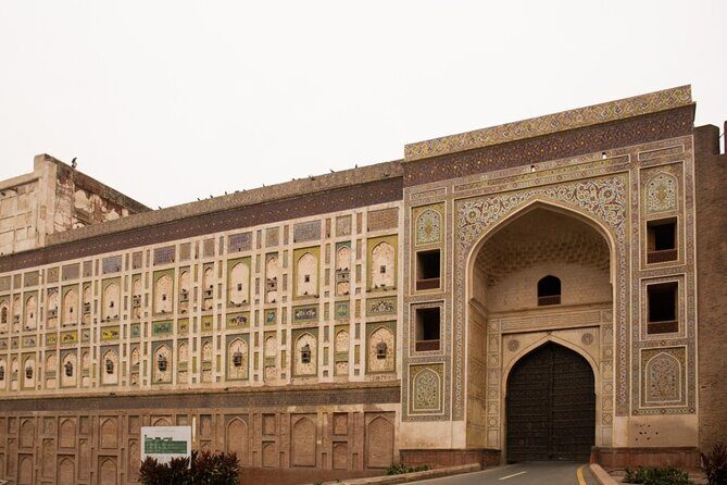 Lahore Half Day Private Tuk Tuk ( Trishaw ) Guided Tour - The Practical Side