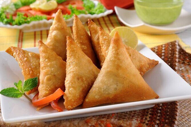 Lahore's Complete Night Food Tour: Local Culinary Experience - How the Experience Feels in Practice
