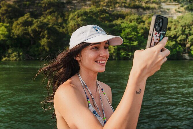 Lake Austin Sunset Boat Ride - An In-Depth Look at the Lake Austin Sunset Boat Ride