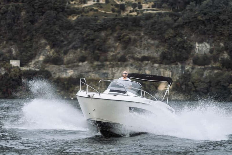 Lake Como: One-Hour Shared Boat Tour with Wine - The Sum Up