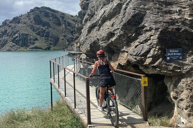 Lake Dunstan Cycleway Bike Rental And Return Shuttle - An In-Depth Look at the Lake Dunstan Cycleway Experience